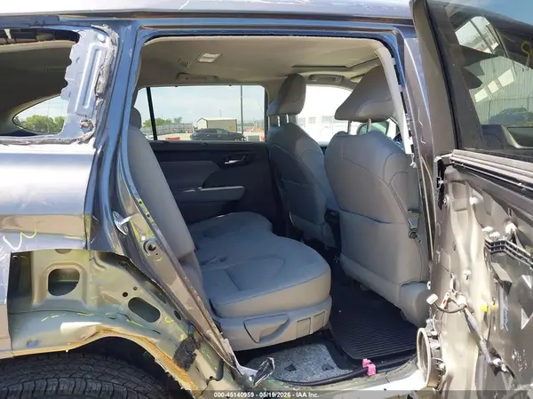 5TDGZRAH9NS552338 2022 TOYOTA HIGHLANDER - Image 8