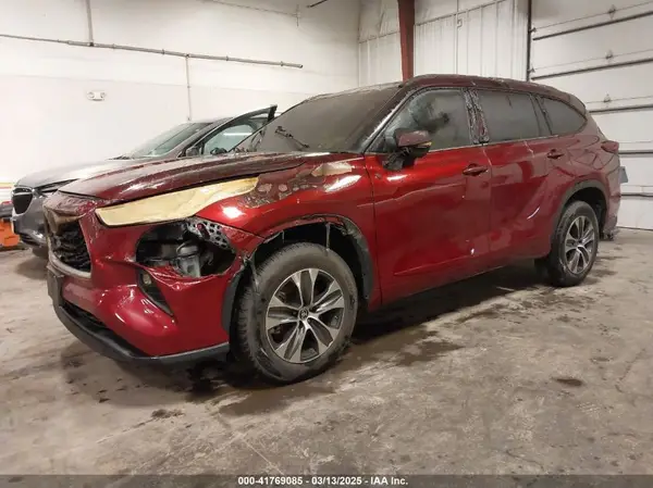 5TDGZRAHXLS506904 2020 TOYOTA HIGHLANDER - Image 2