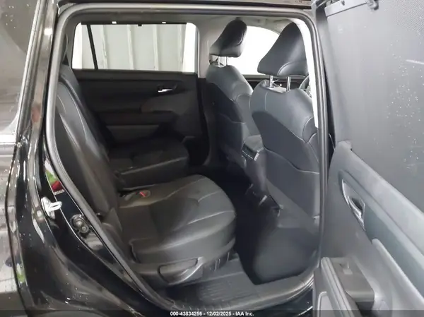 5TDGZRAHXMS065065 2021 TOYOTA HIGHLANDER - Image 8