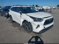 5TDGZRAHXMS070010 2021 TOYOTA HIGHLANDER
