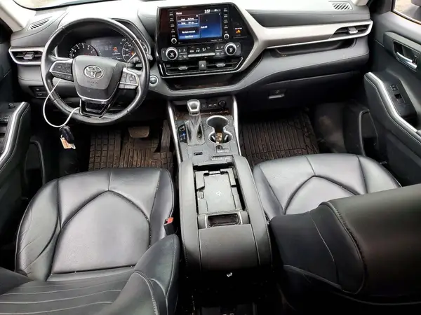 5TDGZRAHXMS076471 2021 TOYOTA HIGHLANDER - Image 8