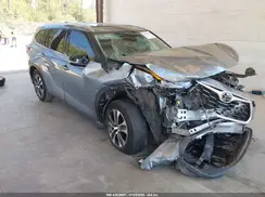5TDGZRAHXMS083629 2021 TOYOTA HIGHLANDER