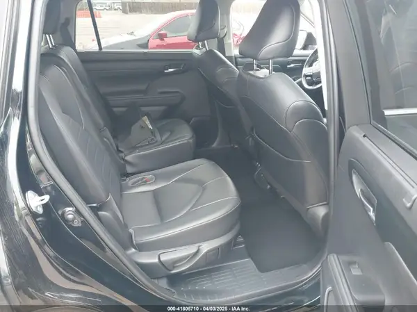 5TDGZRAHXMS516009 2021 TOYOTA HIGHLANDER - Image 8