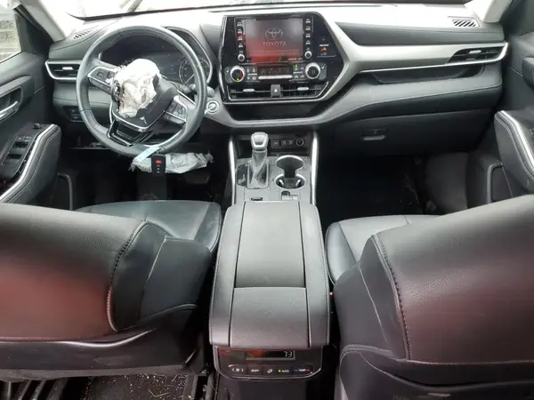 5TDGZRAHXMS521419 2021 TOYOTA HIGHLANDER - Image 8