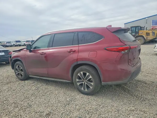 5TDGZRAHXMS524451 2021 TOYOTA HIGHLANDER - Image 2