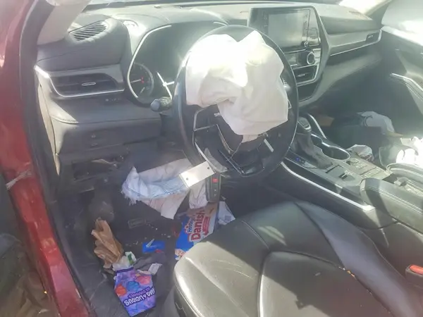 5TDGZRAHXMS524451 2021 TOYOTA HIGHLANDER - Image 8