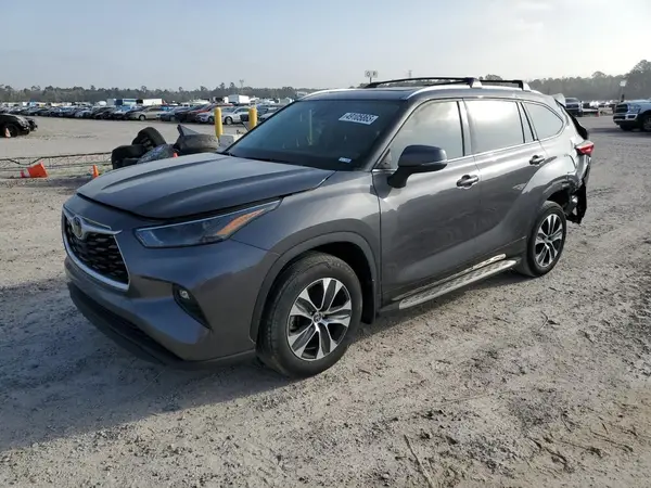 5TDGZRAHXNS111351 2022 TOYOTA HIGHLANDER - Image 1