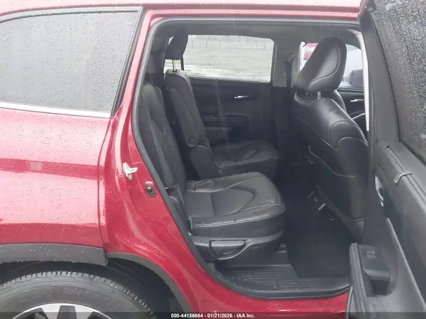 5TDGZRAHXNS138663 2022 TOYOTA HIGHLANDER - Image 8