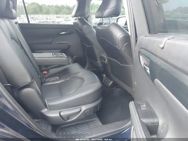 5TDGZRAHXNS540845 2022 TOYOTA HIGHLANDER - Image 8
