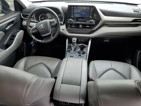 5TDGZRAHXNS541493 2022 TOYOTA HIGHLANDER - Image 8