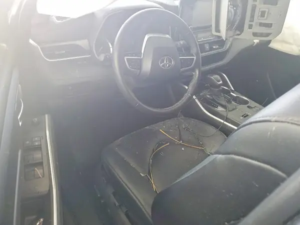 5TDGZRAHXNS546984 2022 TOYOTA HIGHLANDER - Image 8