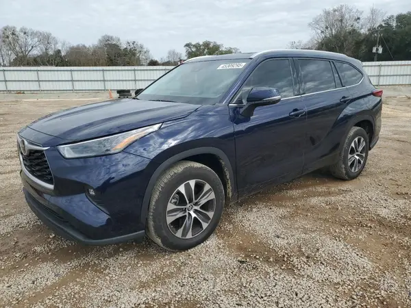 5TDGZRAHXNS560237 2022 TOYOTA HIGHLANDER - Image 1