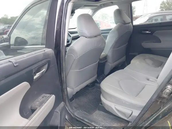 5TDGZRBH0LS008564 2020 TOYOTA HIGHLANDER - Image 8