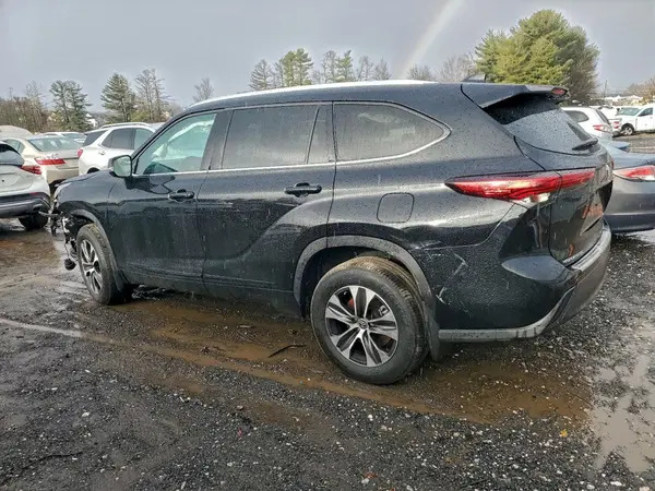 5TDGZRBH0LS026398 2020 TOYOTA HIGHLANDER - Image 2