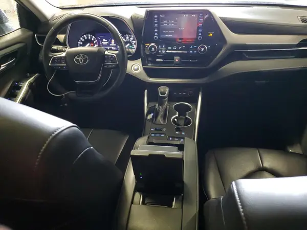 5TDGZRBH0LS508790 2020 TOYOTA HIGHLANDER - Image 8