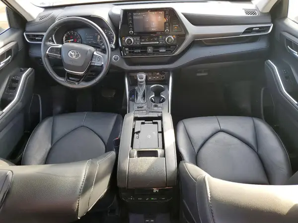 5TDGZRBH0MS058673 2021 TOYOTA HIGHLANDER - Image 8