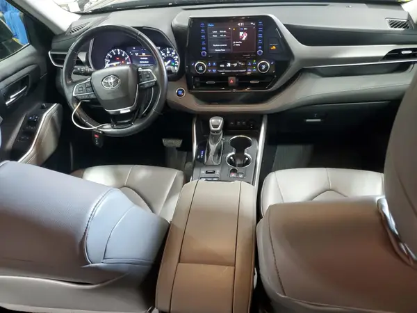 5TDGZRBH0MS069270 2021 TOYOTA HIGHLANDER - Image 8