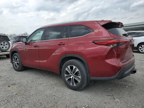 5TDGZRBH0MS085971 2021 TOYOTA HIGHLANDER - Image 2