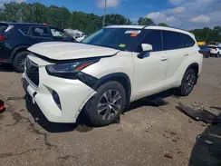 5TDGZRBH0MS106947 2021 TOYOTA HIGHLANDER