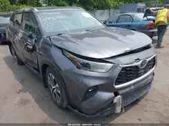 5TDGZRBH0MS119455 2021 TOYOTA HIGHLANDER