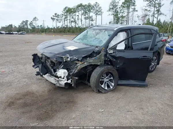 5TDGZRBH0MS120301 2021 TOYOTA HIGHLANDER - Image 2