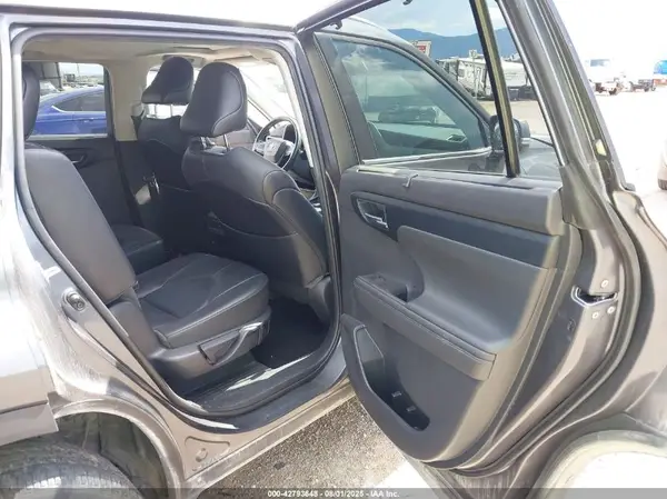 5TDGZRBH0MS525364 2021 TOYOTA HIGHLANDER - Image 8