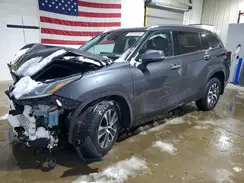 5TDGZRBH0MS528569 2021 TOYOTA HIGHLANDER