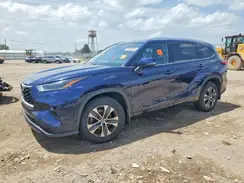 5TDGZRBH0MS533268 2021 TOYOTA HIGHLANDER