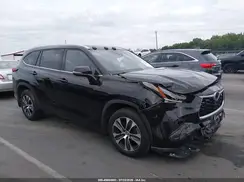 5TDGZRBH0MS540317 2021 TOYOTA HIGHLANDER