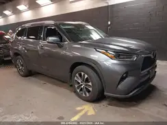 5TDGZRBH0MS541421 2021 TOYOTA HIGHLANDER