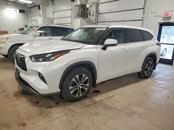 5TDGZRBH0NS167782 2022 TOYOTA HIGHLANDER