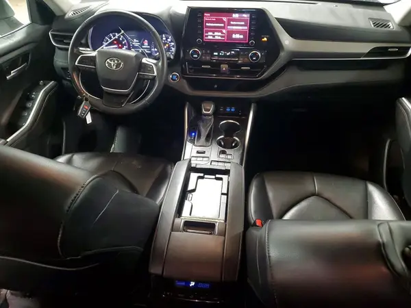 5TDGZRBH0NS167782 2022 TOYOTA HIGHLANDER - Image 8