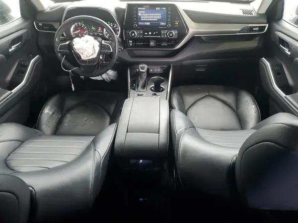 5TDGZRBH0NS182508 2022 TOYOTA HIGHLANDER - Image 8