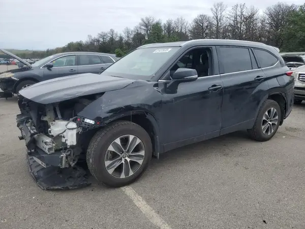 5TDGZRBH0NS204460 2022 TOYOTA HIGHLANDER - Image 1