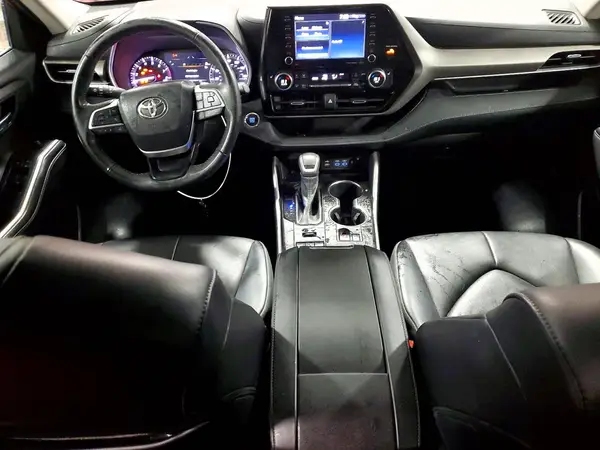 5TDGZRBH0NS217239 2022 TOYOTA HIGHLANDER - Image 8
