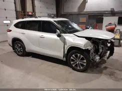 5TDGZRBH0NS224174 2022 TOYOTA HIGHLANDER