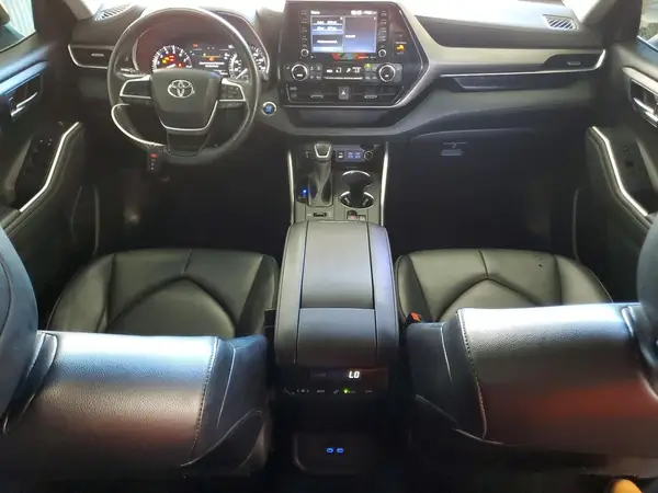 5TDGZRBH0NS242335 2022 TOYOTA HIGHLANDER - Image 8