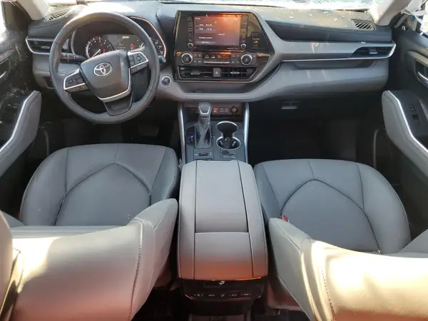 5TDGZRBH0NS246319 2022 TOYOTA HIGHLANDER - Image 8