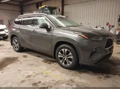5TDGZRBH0NS247423 2022 TOYOTA HIGHLANDER