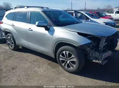 5TDGZRBH0NS567289 2022 TOYOTA HIGHLANDER