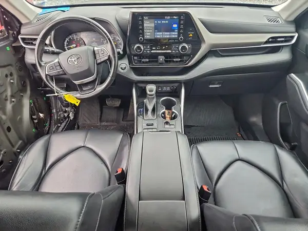 5TDGZRBH0NS592984 2022 TOYOTA HIGHLANDER - Image 8