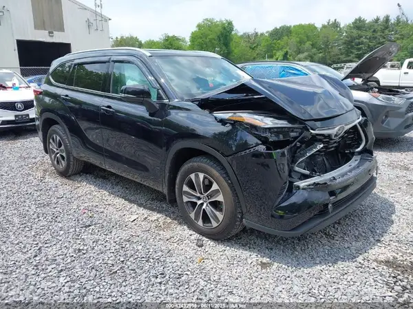 5TDGZRBH1LS029696 2020 TOYOTA HIGHLANDER - Image 1