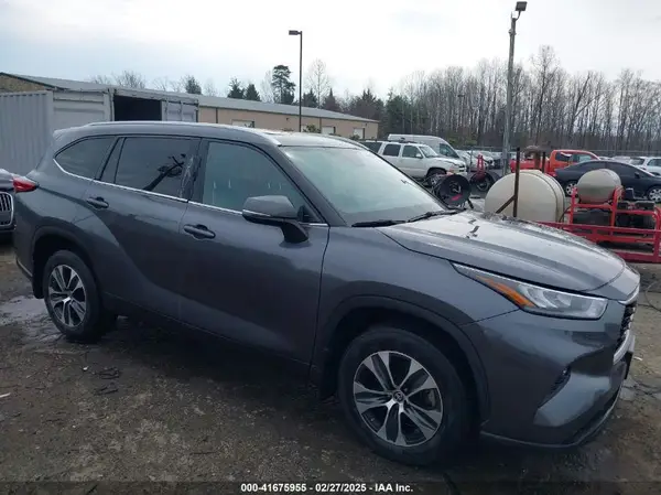 5TDGZRBH1LS032856 2020 TOYOTA HIGHLANDER - Image 1