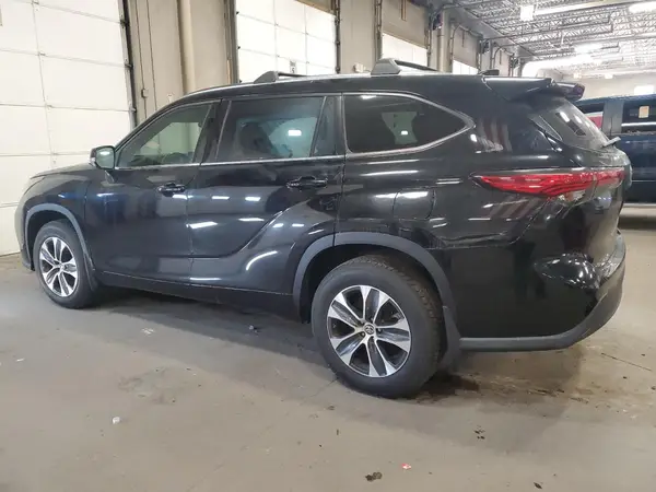 5TDGZRBH1LS509432 2020 TOYOTA HIGHLANDER - Image 2