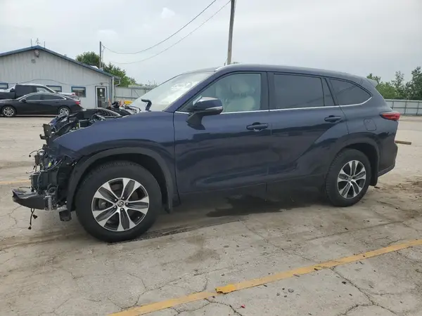 5TDGZRBH1MS070637 2021 TOYOTA HIGHLANDER - Image 1
