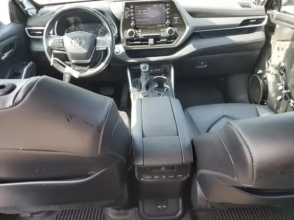 5TDGZRBH1MS095327 2021 TOYOTA HIGHLANDER - Image 8