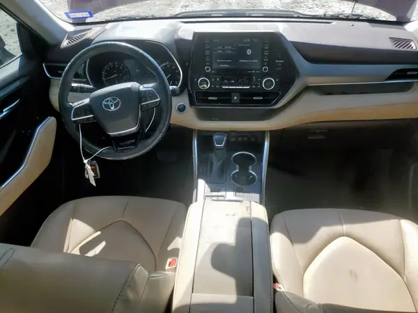 5TDGZRBH1MS100493 2021 TOYOTA HIGHLANDER - Image 8