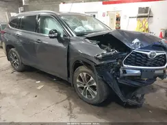 5TDGZRBH1MS101966 2021 TOYOTA HIGHLANDER