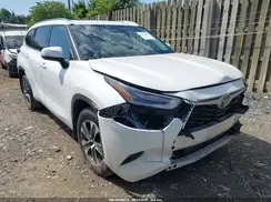 5TDGZRBH1MS133929 2021 TOYOTA HIGHLANDER