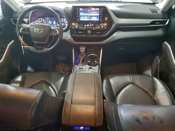 5TDGZRBH1MS538477 2021 TOYOTA HIGHLANDER - Image 8